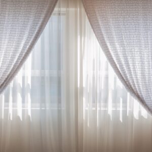 Curtain upper